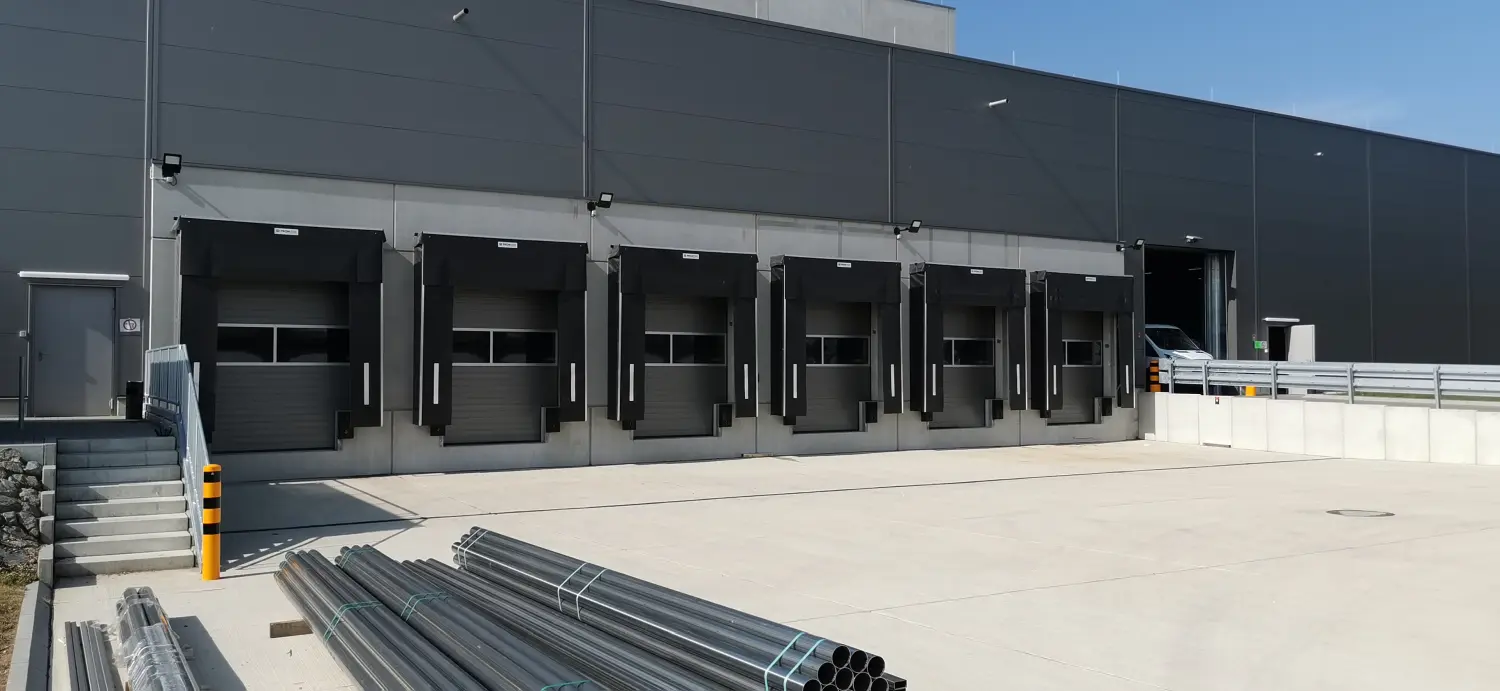 Logistikzentren mit der Verladetechnik der Absolut GmbH